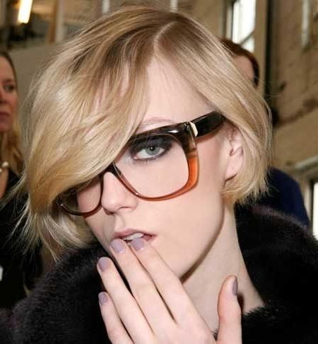 The Best Short Hairstyles To Wear With Glasses – Hair World Magazine For Short Haircuts With Glasses (View 16 of 20)