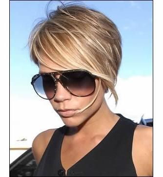 20 Photo of Short Haircuts For High Foreheads