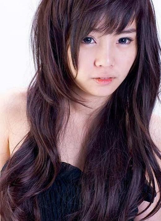 Asian Layered Haircuts For Long Wavy Hair With Side Bangs – Women Pertaining To Long Asian Hairstyles With Bangs (View 12 of 20)