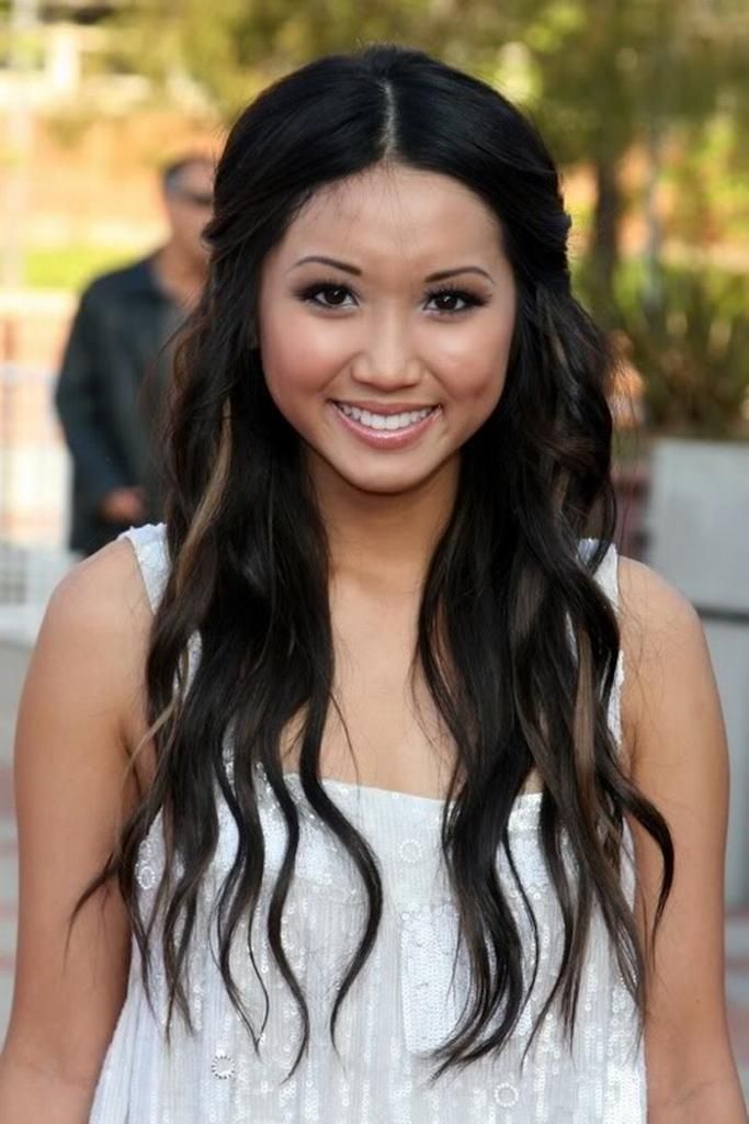 Cute And Quick Long Wavy Hairstyles For Round Faces Asian Women With Cute Asian Hairstyles For Round Faces (Gallery 20 of 20)