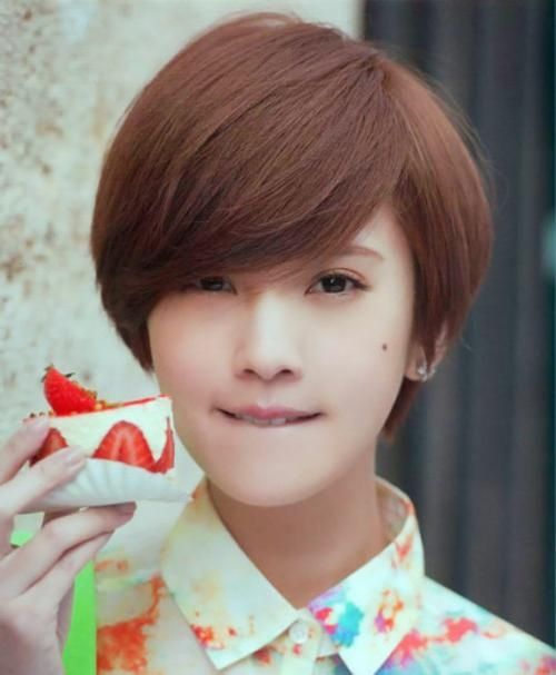 Cute Short Korean Bob Haircut With Bangs – Hairstyles Weekly Within Short Korean Haircuts (View 11 of 20)