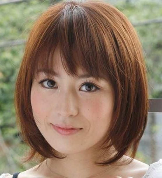 Easy Short Bob Hairstyles With Bangs For Round Faces Asian Women In Short Asian Hairstyles For Round Faces (View 18 of 20)