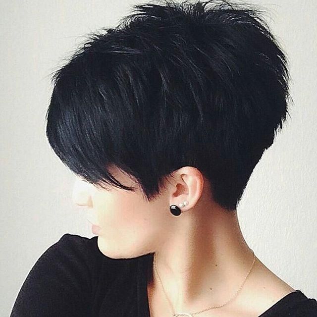 2017 Short Pixie Haircuts For Oval Faces Throughout 18 Simple Easy Short Pixie Cuts For Oval Faces – Short Haircuts (Gallery 19 of 20)