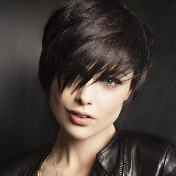 2018 Pixie Haircuts For Chubby Face Within 25 Beautiful Short Haircuts For Round Faces  (View 20 of 20)