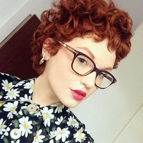 30 Standout Curly And Wavy Pixie Cuts Intended For Fashionable Short Curly Pixie Haircuts (View 11 of 20)