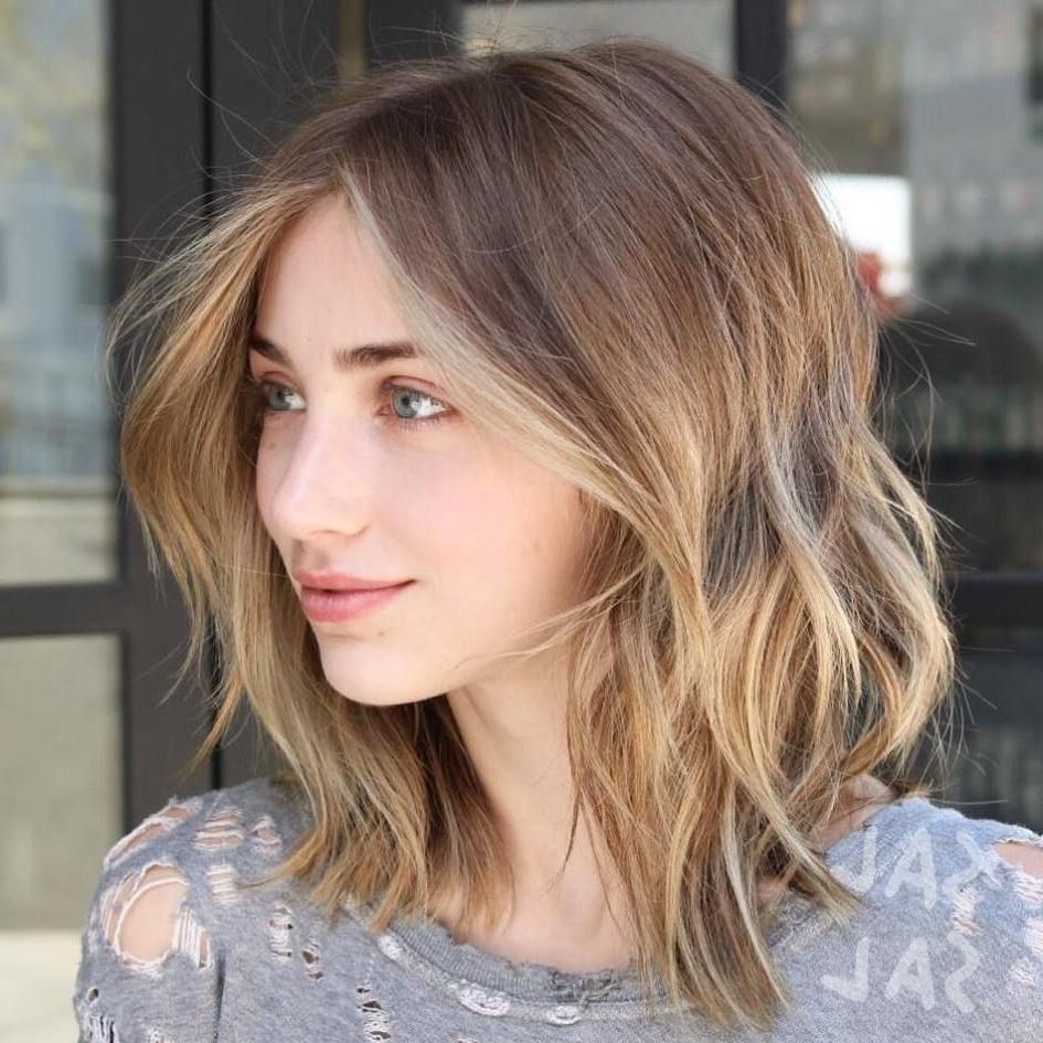 40 Styles With Medium Blonde Hair For Major Inspiration (View 14 of 15)