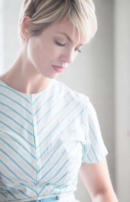 Most Popular Short Throughout Current Easy Pixie Haircuts (View 2 of 20)