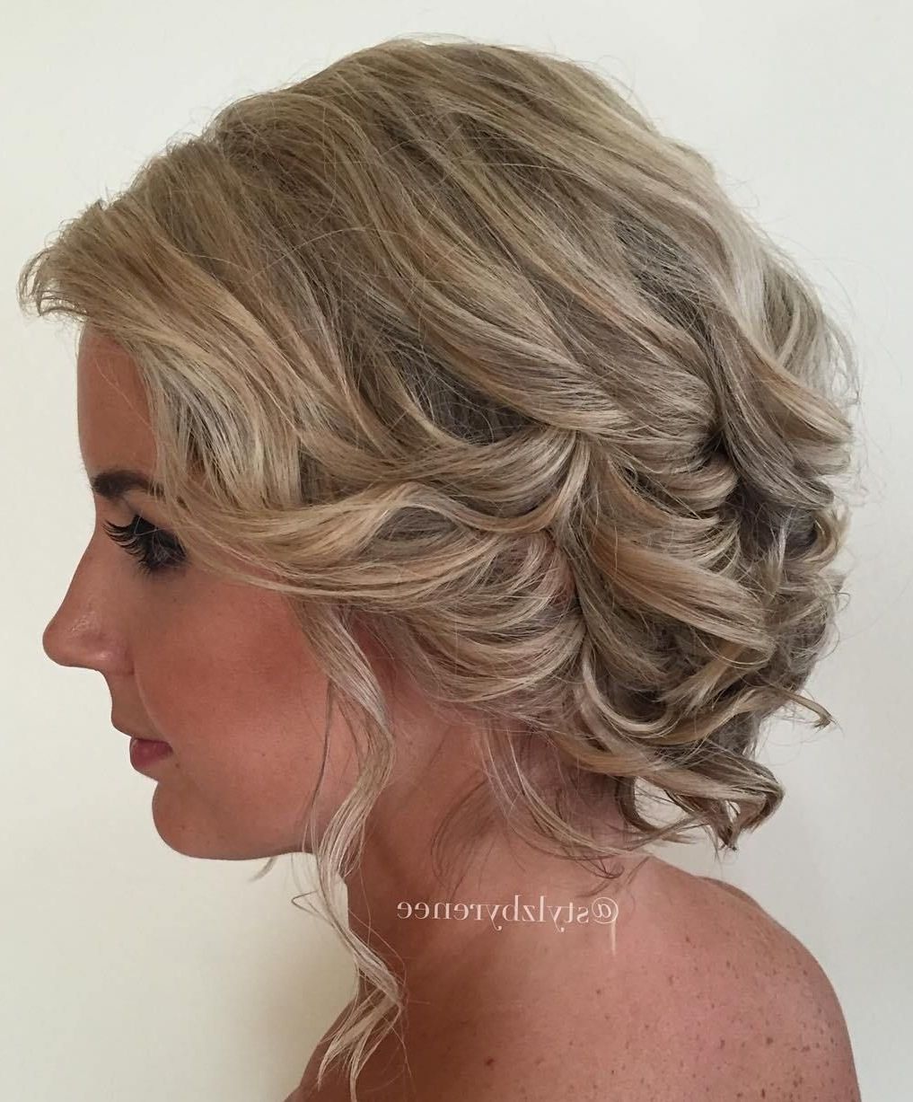 40 Best Short Wedding Hairstyles That Make You Say “wow!” | Updo Inside Wedding Hairstyles For Short Hair Updos (View 13 of 15)