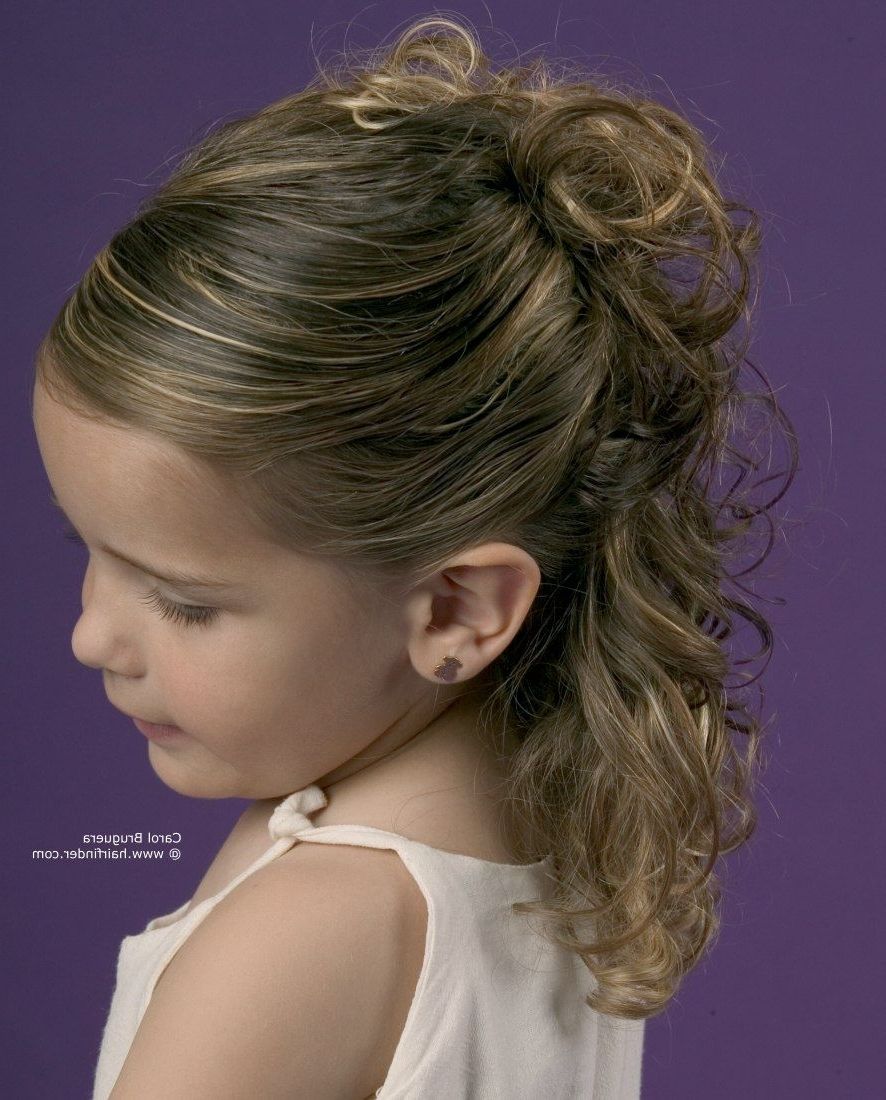 Cute Kids Hairstyles For Little Girls With Wavy Natural Hairs Short Intended For Updo Hairstyles For Little Girl With Short Hair (View 7 of 15)