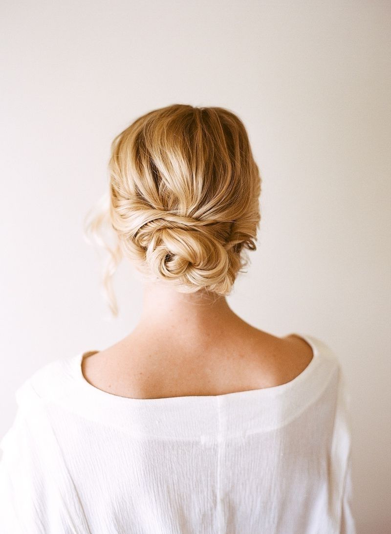 Hair Tutorial: Easy + Pretty Updo Intended For Updos For Fine Hair (View 5 of 15)
