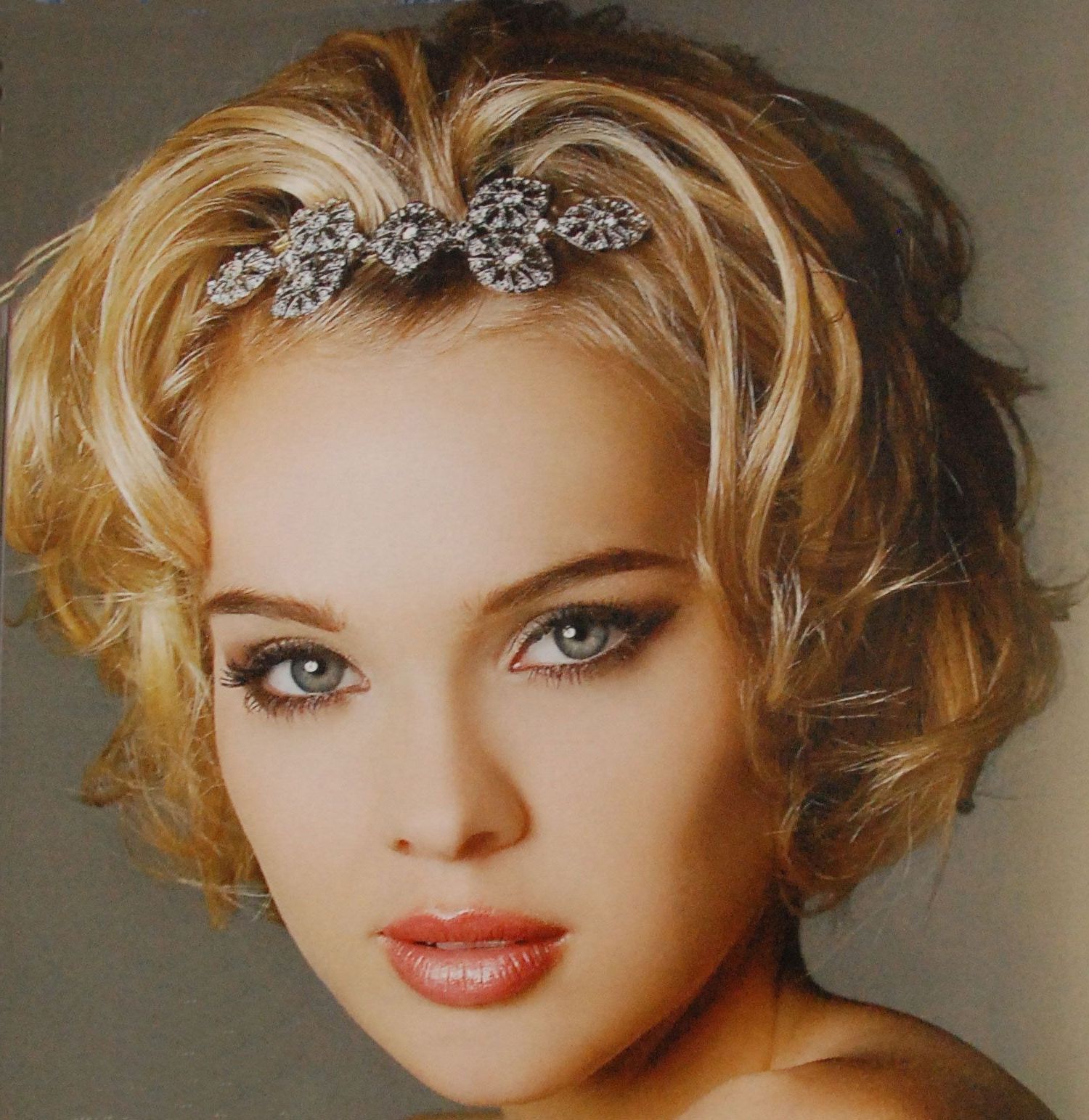 Article Wedding Hairstyles With The Inside Popular Wedding Hairstyles For Short Hair And Bangs (View 7 of 15)