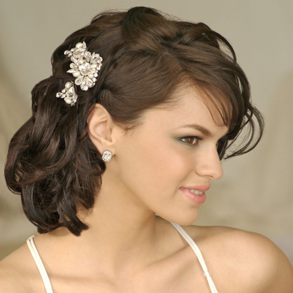 Best And Newest Bridal Hairstyles For Medium Length Curly Hair Within Short Curly Wedding Hairstyles – Hairstyle For Women & Man (View 1 of 15)