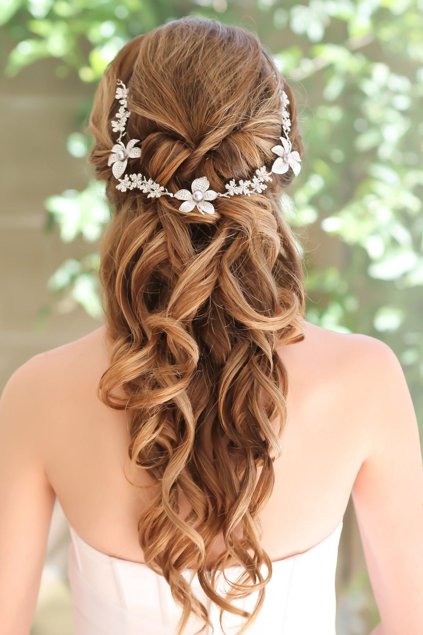 Brilliant 30 Wedding Hairstyles For Every Length Https Pertaining To Preferred Wedding Hairstyles For Extremely Long Hair (View 12 of 15)
