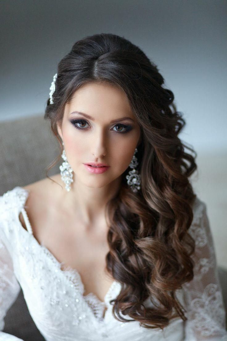 Classic And Popular Side Hairstyles To Try Now With Most Current Classic Wedding Hairstyles For Long Hair (View 15 of 15)
