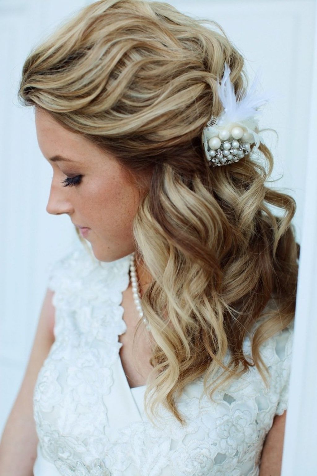 √ 24+ Awesome Wedding Hairstyles For Shoulder Length Hair: Cute Throughout Well Liked Wedding Hairstyles With Medium Length Hair (View 3 of 15)