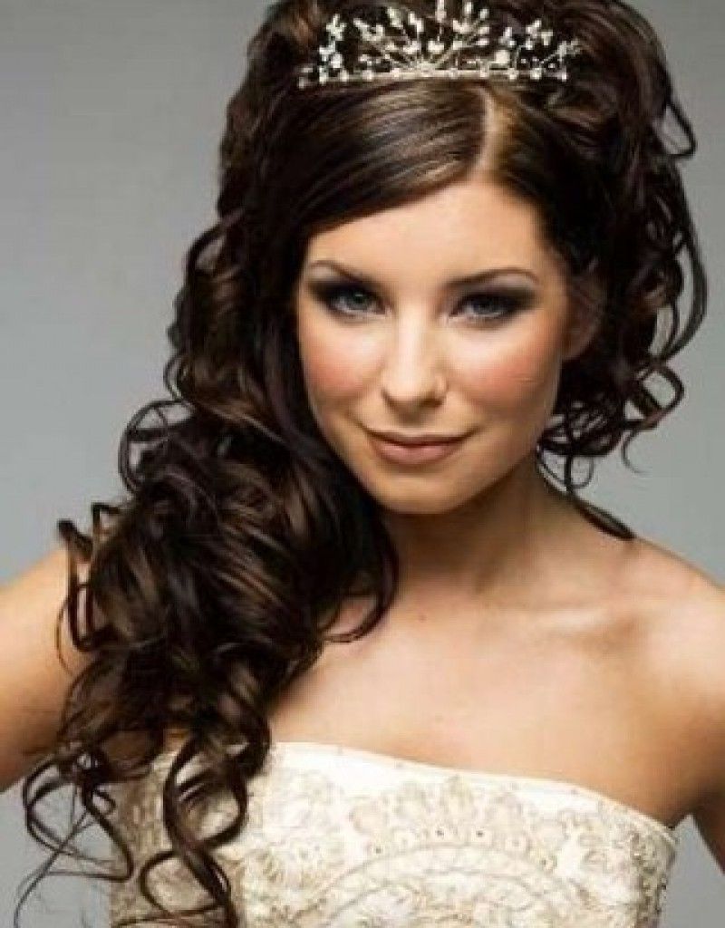 Hairstyles Ideas Curly Wedding With Tiara And Veil For Long Hair For 2018 Wedding Hairstyles Without Curls (View 9 of 15)