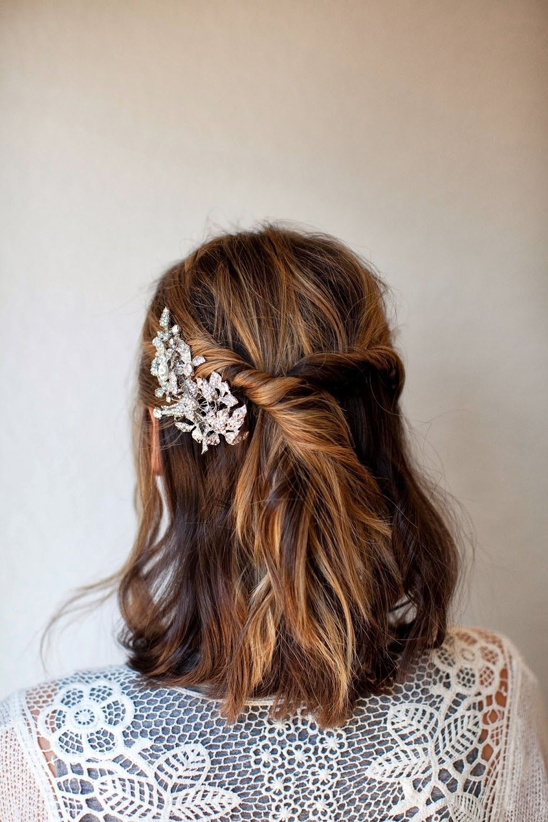 Most Current Diy Wedding Hairstyles For Shoulder Length Hair Regarding Medium Length Half Up Half Down ~ We ❤ This! Moncheriprom (View 11 of 15)