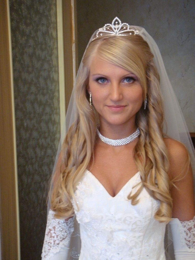 Pictures Of Wedding Hairstyles Down Inside Newest Wedding Hairstyles Down With Tiara (View 7 of 15)