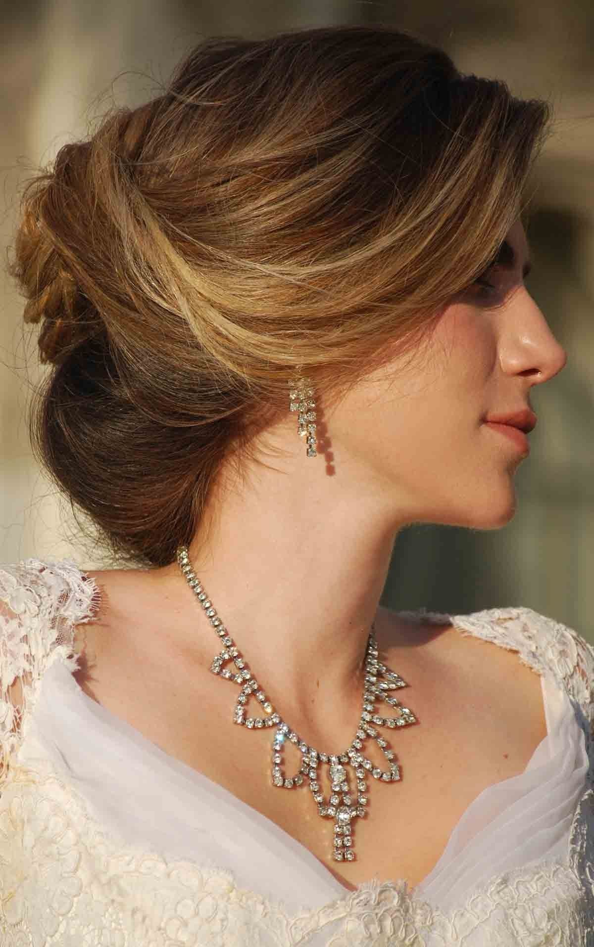 Transform Hairstyle For Bride With Round Face About Hair Styles For Intended For Current Wedding Hairstyles For Long Hair With Round Face (View 11 of 15)