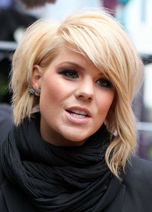 10 Short Bob Hairstyles With Side Swept Bangs (View 11 of 15)