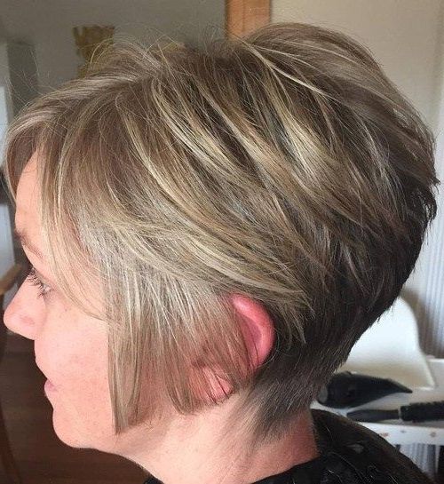 40 Short Bob Hairstyles: Layered, Stacked, Wavy And Angled Bob Cuts Throughout Most Popular Angled Pixie Bob Haircuts With Layers (View 7 of 15)