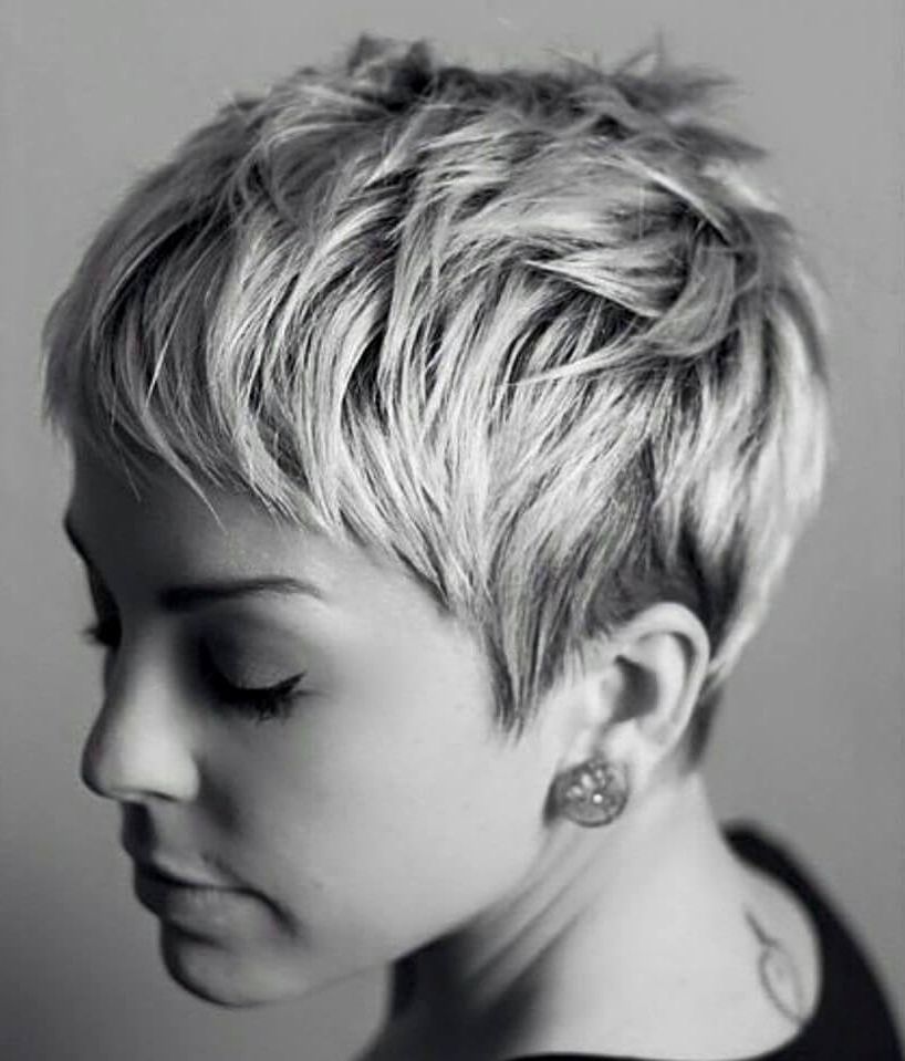 Best And Newest Choppy Gray Pixie Haircuts Within 50 Pixie Haircuts You'll See Trending In  (View 10 of 15)