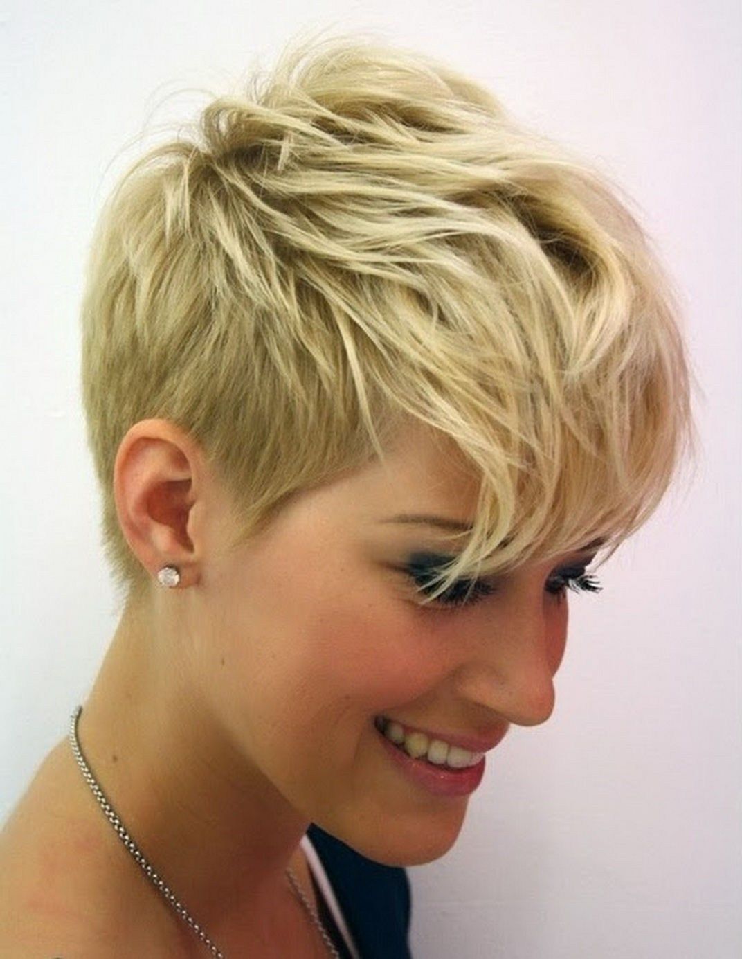 23 Luxurious Heart Shaped Face Haircuts, You Can Apply ~ Louis Palace Regarding Fashionable Imperfect Pixie Hairstyles (View 3 of 20)