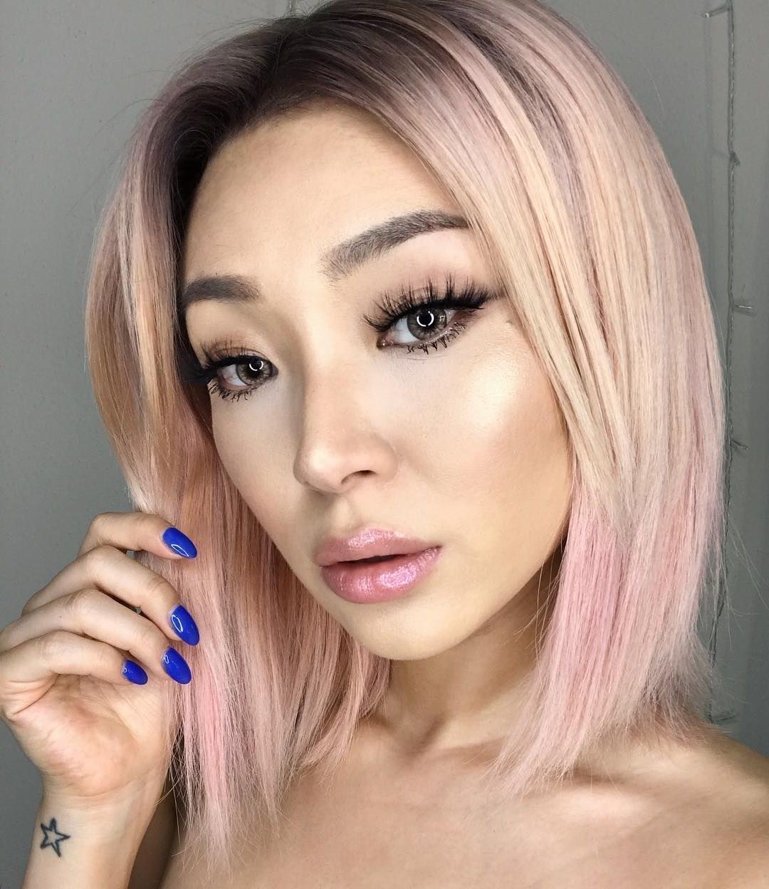 25 Eye Catching Rose Gold Hair Ideas For 2018 In Current Golden And Platinum Blonde Hairstyles (View 9 of 20)