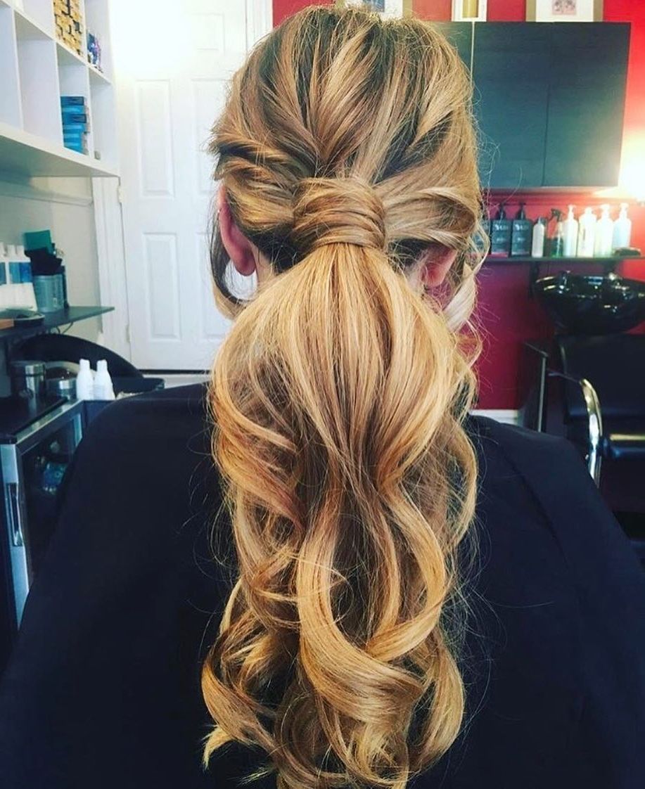 32 Casual Hairstyles That Are Quick, Chic And Easy For 2018 Pertaining To Popular Casual Half Up Ponytail Hairstyles (View 17 of 20)