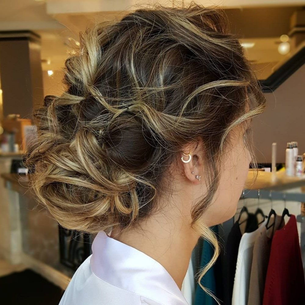 33 Breathtaking Loose Updos That Are Trendy For 2018 Pertaining To Widely Used Romantically Messy Ponytail Hairstyles (View 12 of 20)