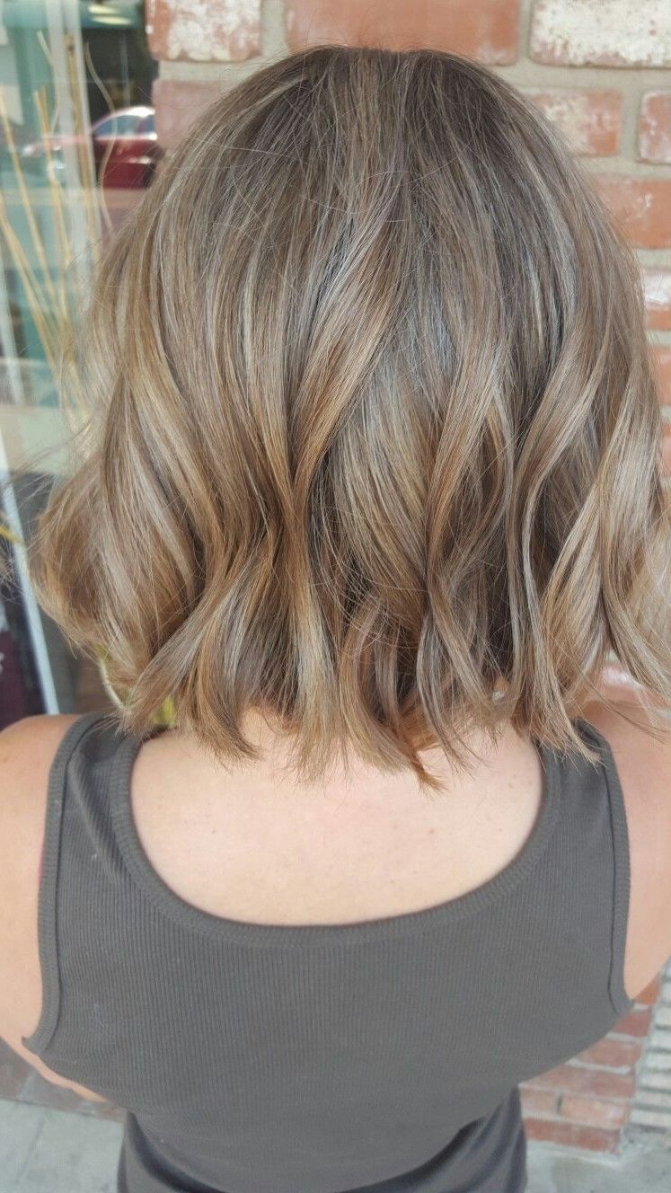 Balayage Dark Blonde Beach Blonde Short Textured Bobstacy Pope In Latest Dirty Blonde Hairstyles With Subtle Highlights (Gallery 4 of 20)