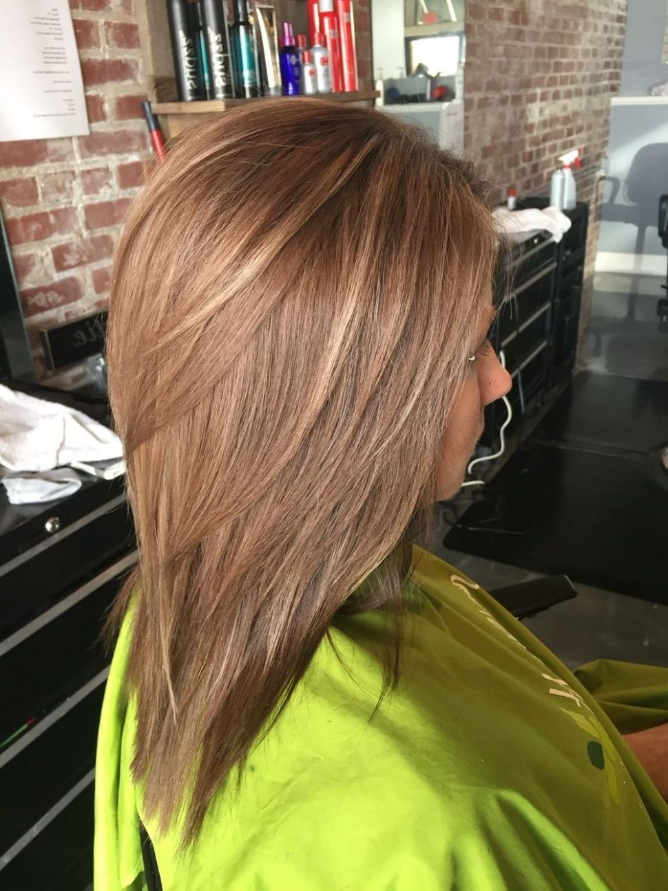 Hair Color : Brown Hair With Blonde Highlights Wig Light Bob Dark Within Most Up To Date Curly Highlighted Blonde Bob Hairstyles (View 15 of 20)