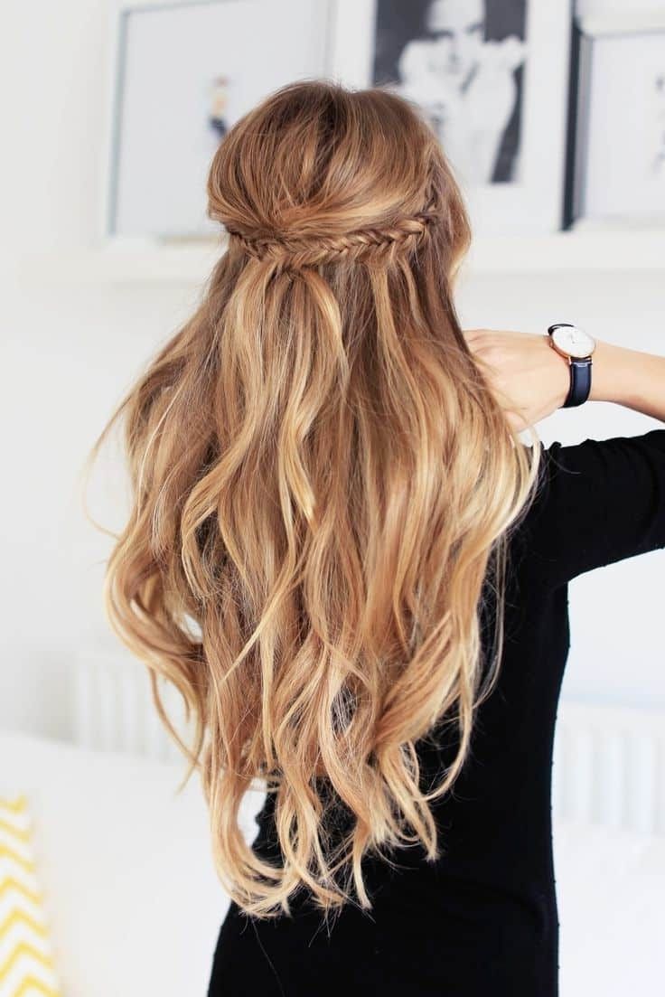 Half Ponytail: 22 Unique Ideas For 2018 – Hairstylecamp Within Current Casual Half Up Ponytail Hairstyles (Gallery 6 of 20)