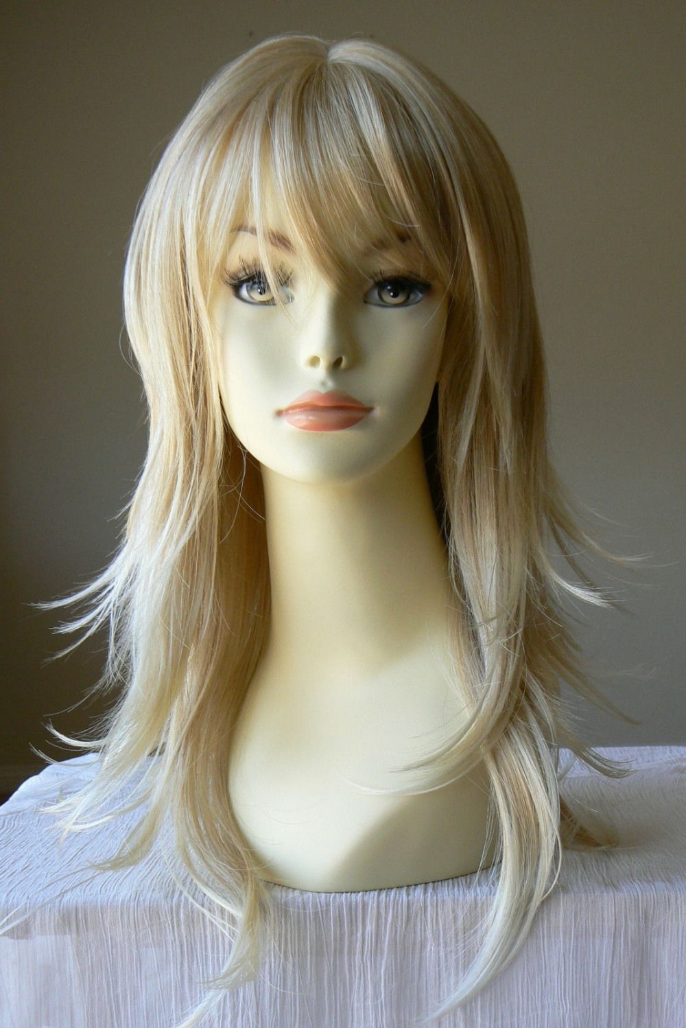Hot Heat Resistant Party Hair>>>>>>a6 Yssstyle Lady Long Layered Throughout Widely Used Butterscotch Blonde Hairstyles (View 16 of 20)