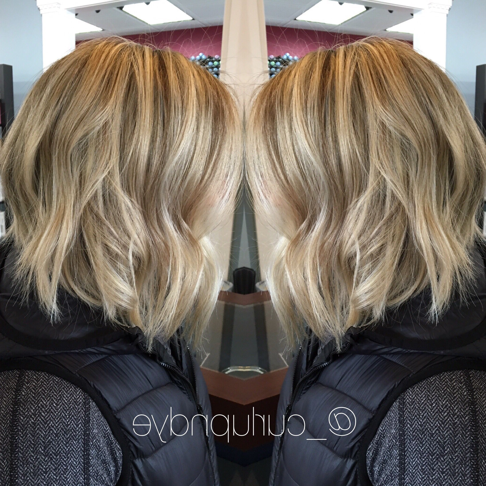 Latest Pearl Blonde Bouncy Waves Hairstyles With Short Hair #blonde #icy #pearl #highlights #wavy #beachwaves #bob (View 3 of 20)