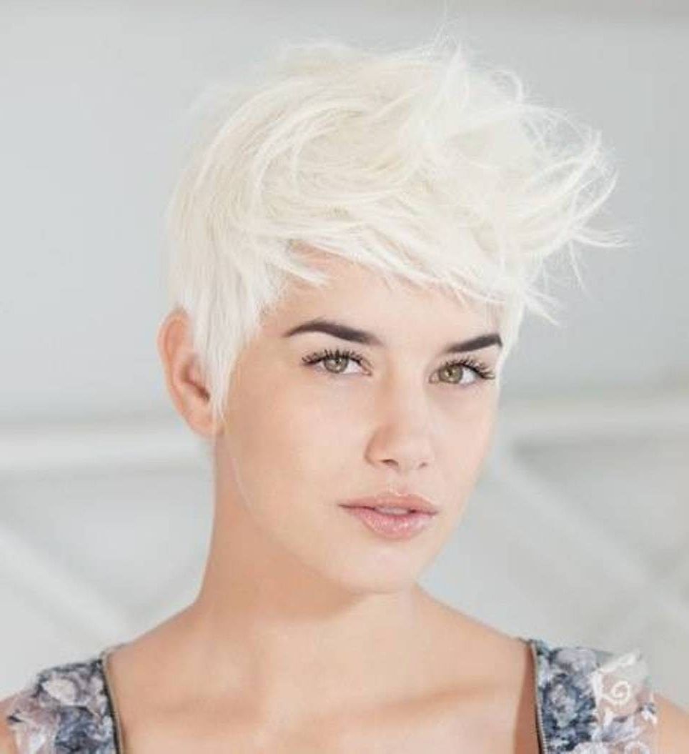 Preferred Platinum Asymmetrical Blonde Hairstyles With 12 Super Platinum Blonde Short Hairstyles ~ Louis Palace (View 19 of 20)