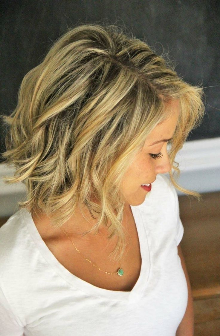 30 Cute Daily Medium Hairstyles 2018 – Easy Shoulder Length Hair Intended For Simple Short Hairstyles With Scrunched Curls (View 12 of 20)