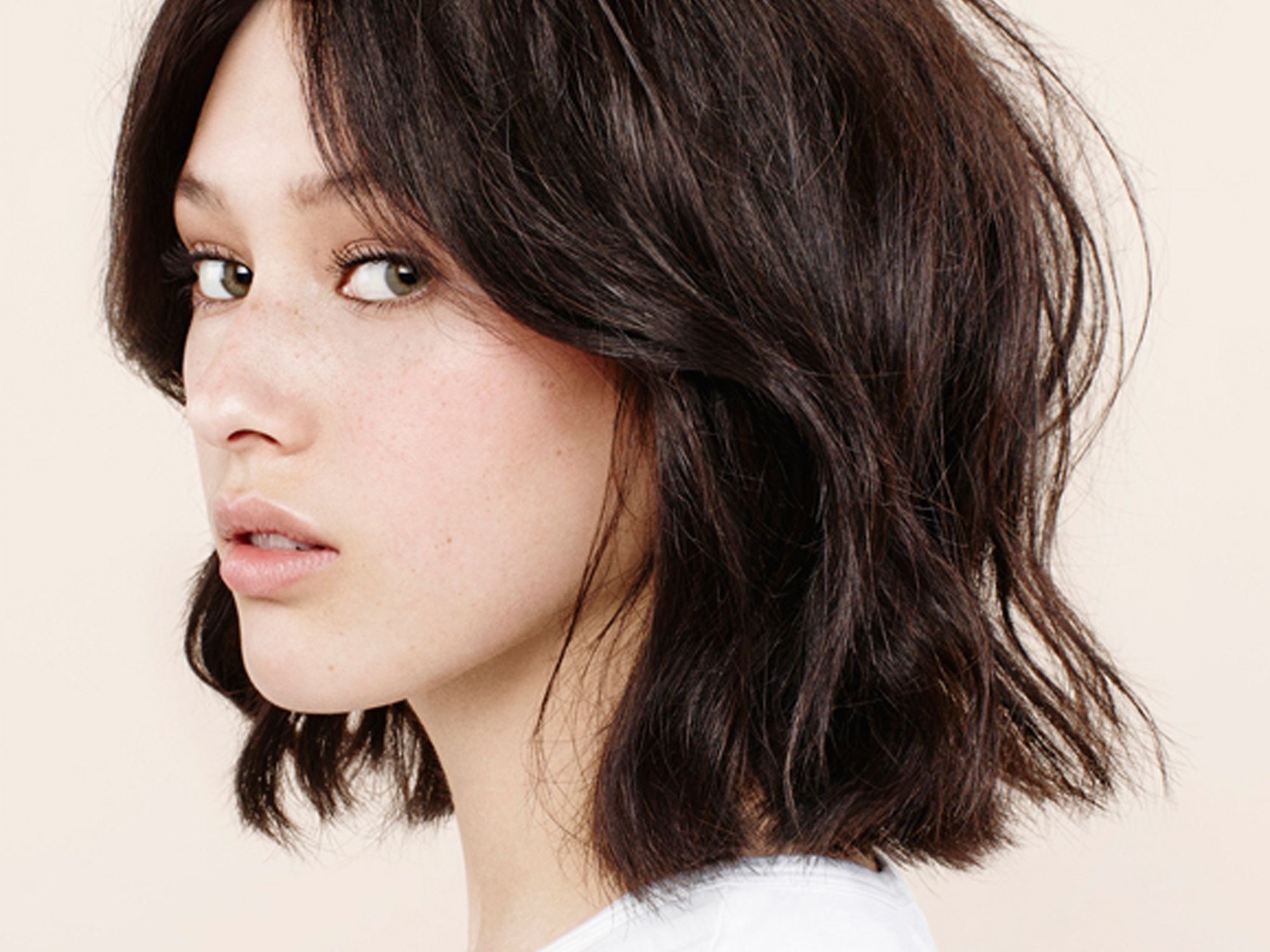 30 Layered Bob Haircuts For Weightless Textured Styles For Blunt Bob Haircuts With Layers (View 12 of 20)