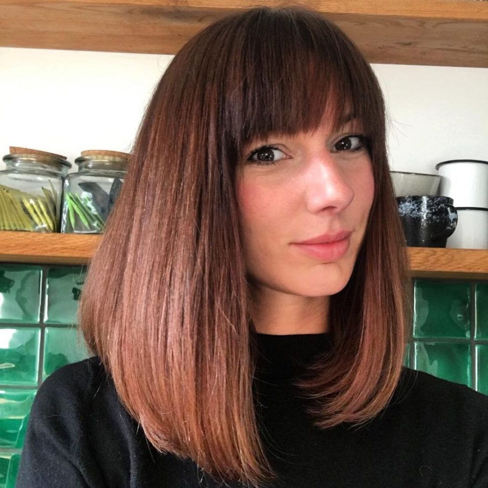 40 Gorgeous And Easy Medium To Shoulder Length Bob Haircuts Regarding One Length Balayage Bob Hairstyles With Bangs (View 15 of 20)