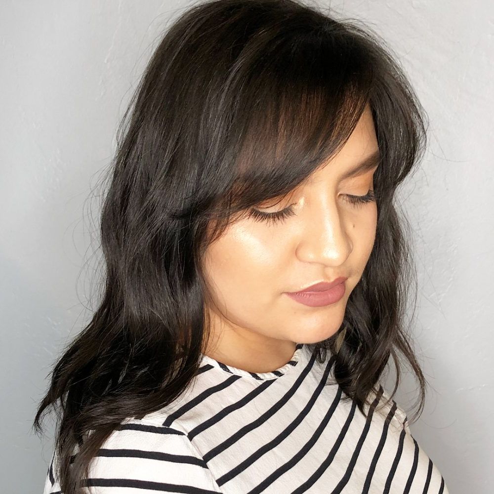 17 Flattering Medium Hairstyles For Round Faces In 2019 In Trendy Medium Haircuts With Bangs For Round Faces (View 2 of 20)