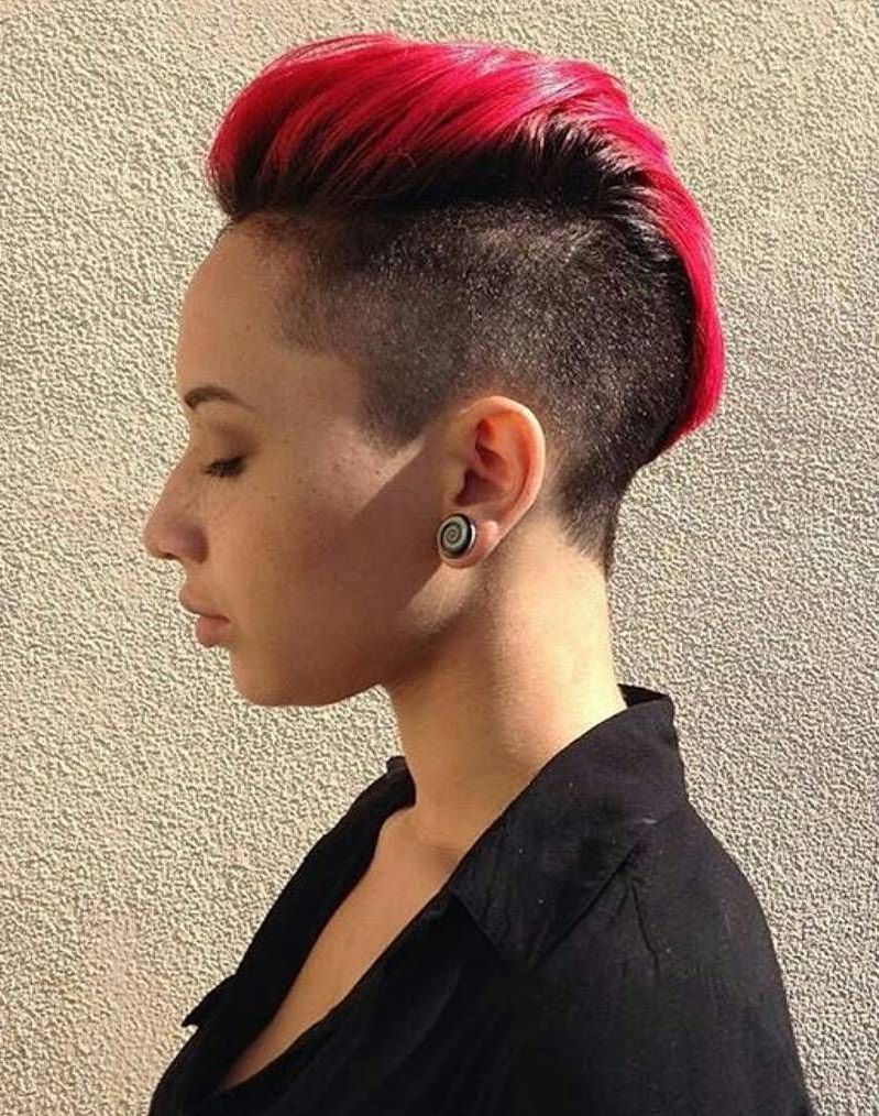 20 Bright Red Hairstyles That Sizzle (View 16 of 20)