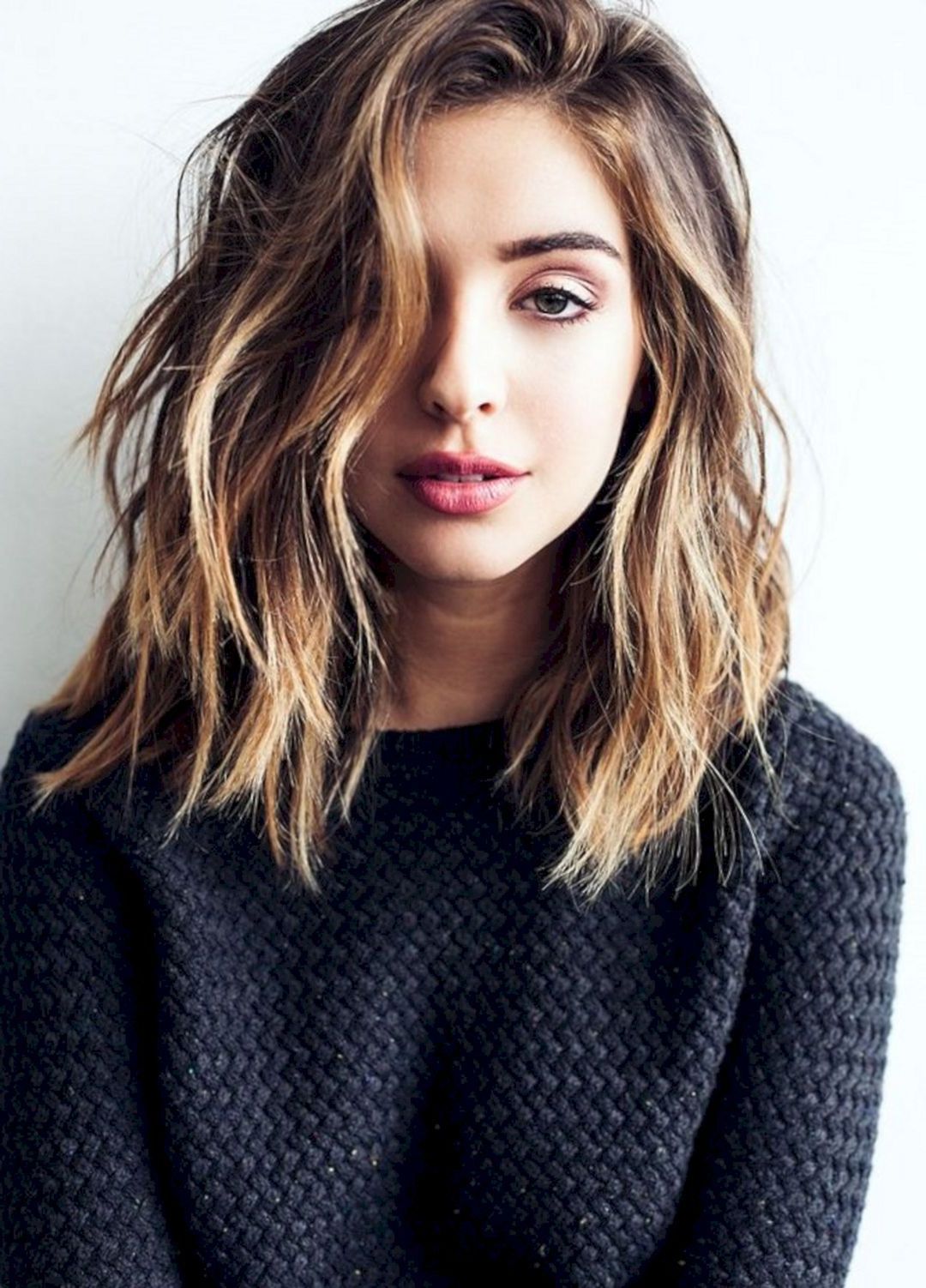 40 Adorable Cool Women's Medium Hair Ideas To Try This Summer (View 8 of 20)
