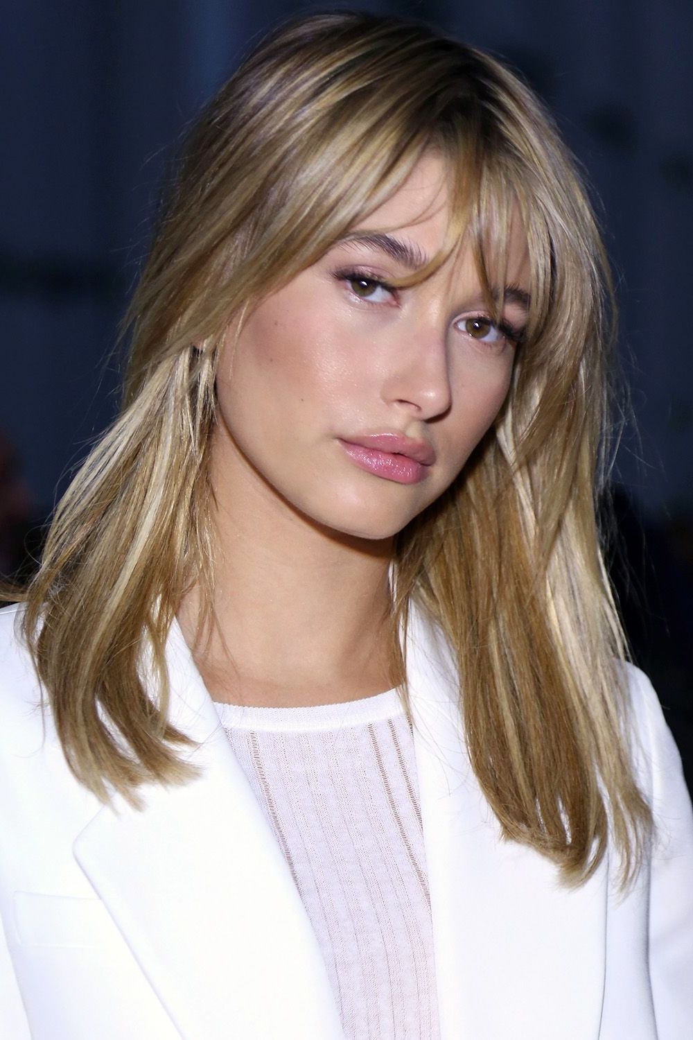 40 Best Medium Hairstyles – Celebrities With Shoulder Length Haircuts Regarding Best And Newest Very Medium Haircuts With Long Bangs (View 6 of 20)