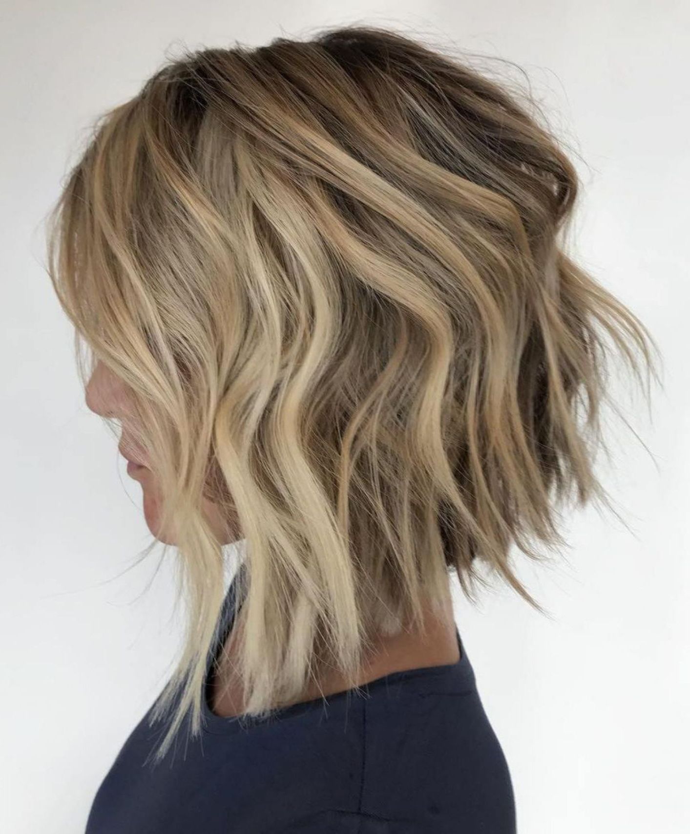 50 Gorgeous Wavy Bob Hairstyles With An Extra Touch Of Femininity In For Recent Choppy Waves Hairstyles (View 15 of 20)