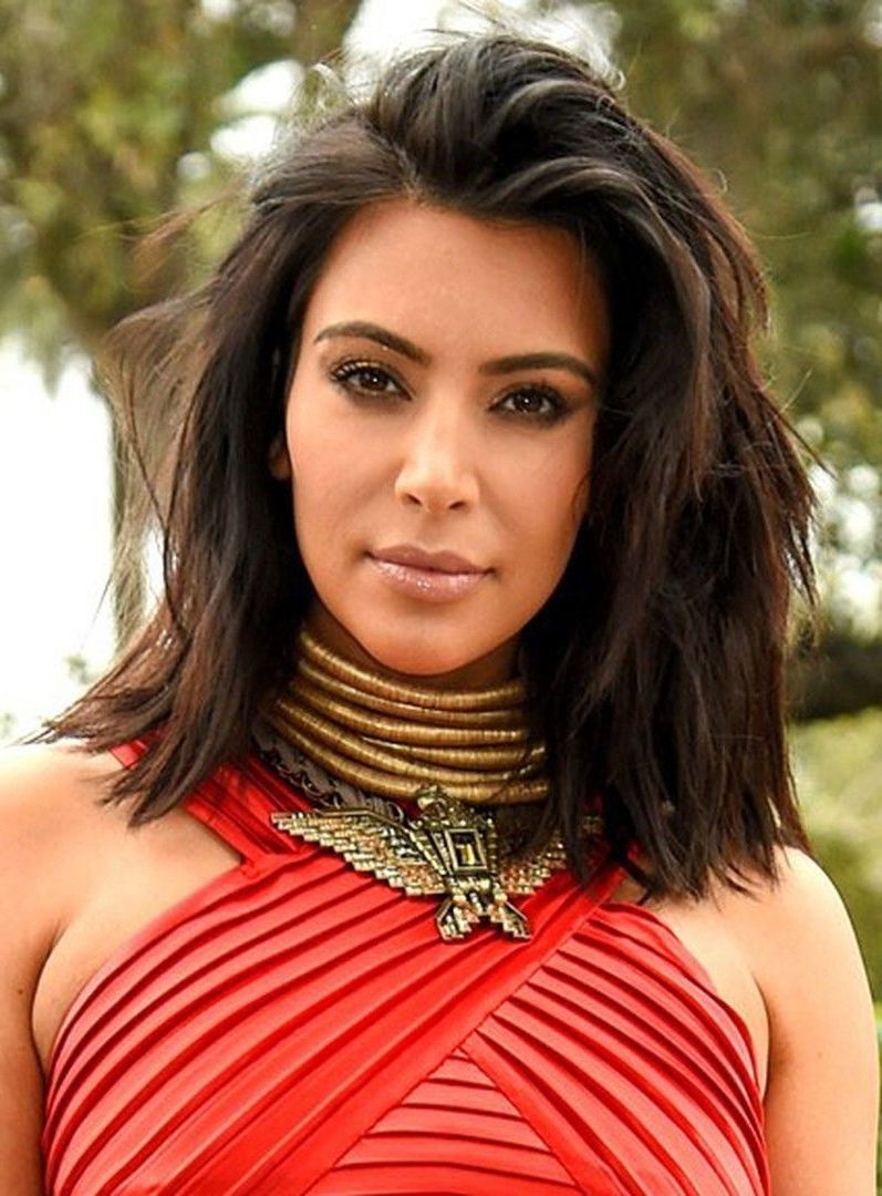 Kim Kardashian Fashion Layered Medium Length Lace Front Wigs 14 With Most Recent Kim Kardashian Medium Hairstyles (View 7 of 20)