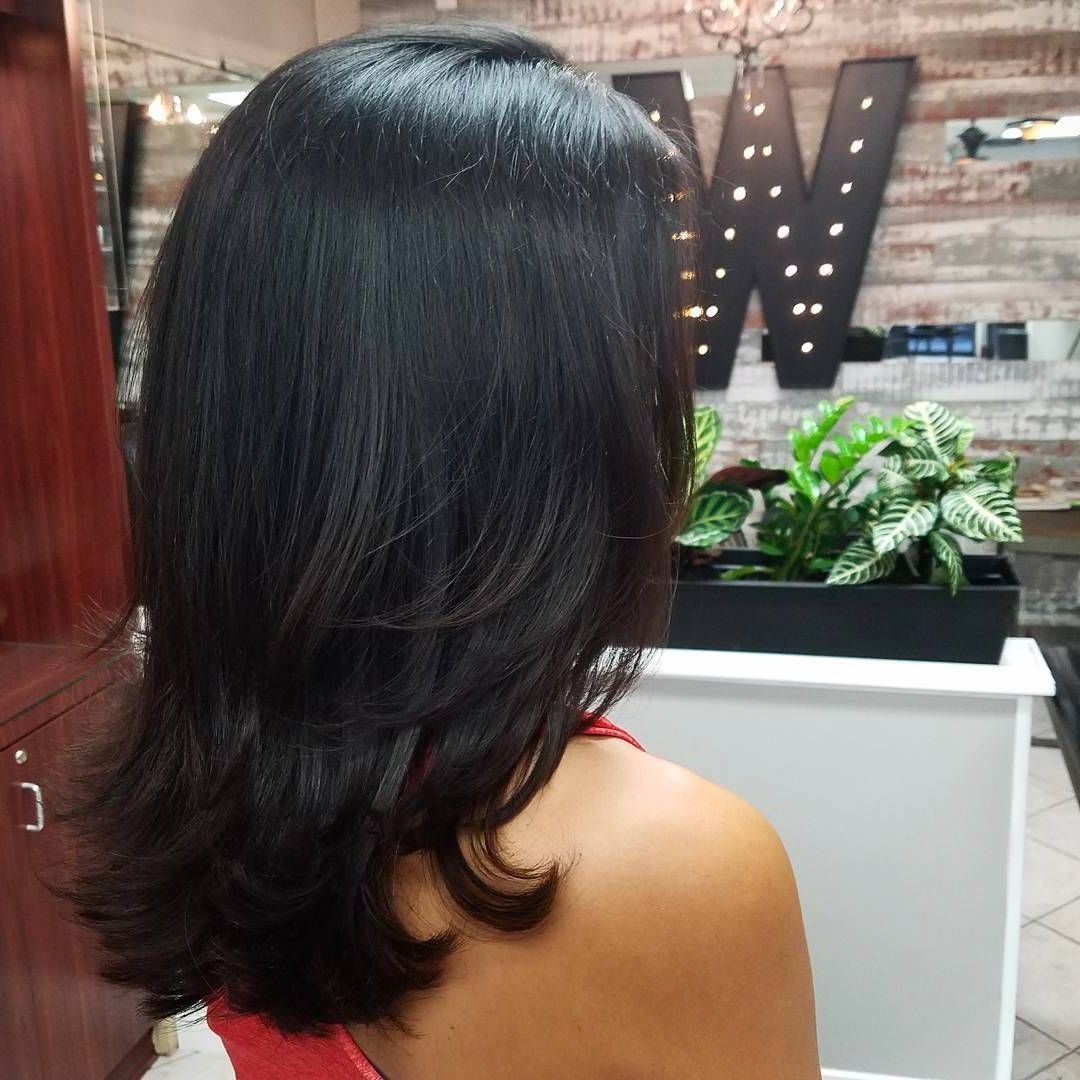 Medium Length Layered Inside 2018 Edgy Medium Haircuts For Black Women (Gallery 19 of 20)