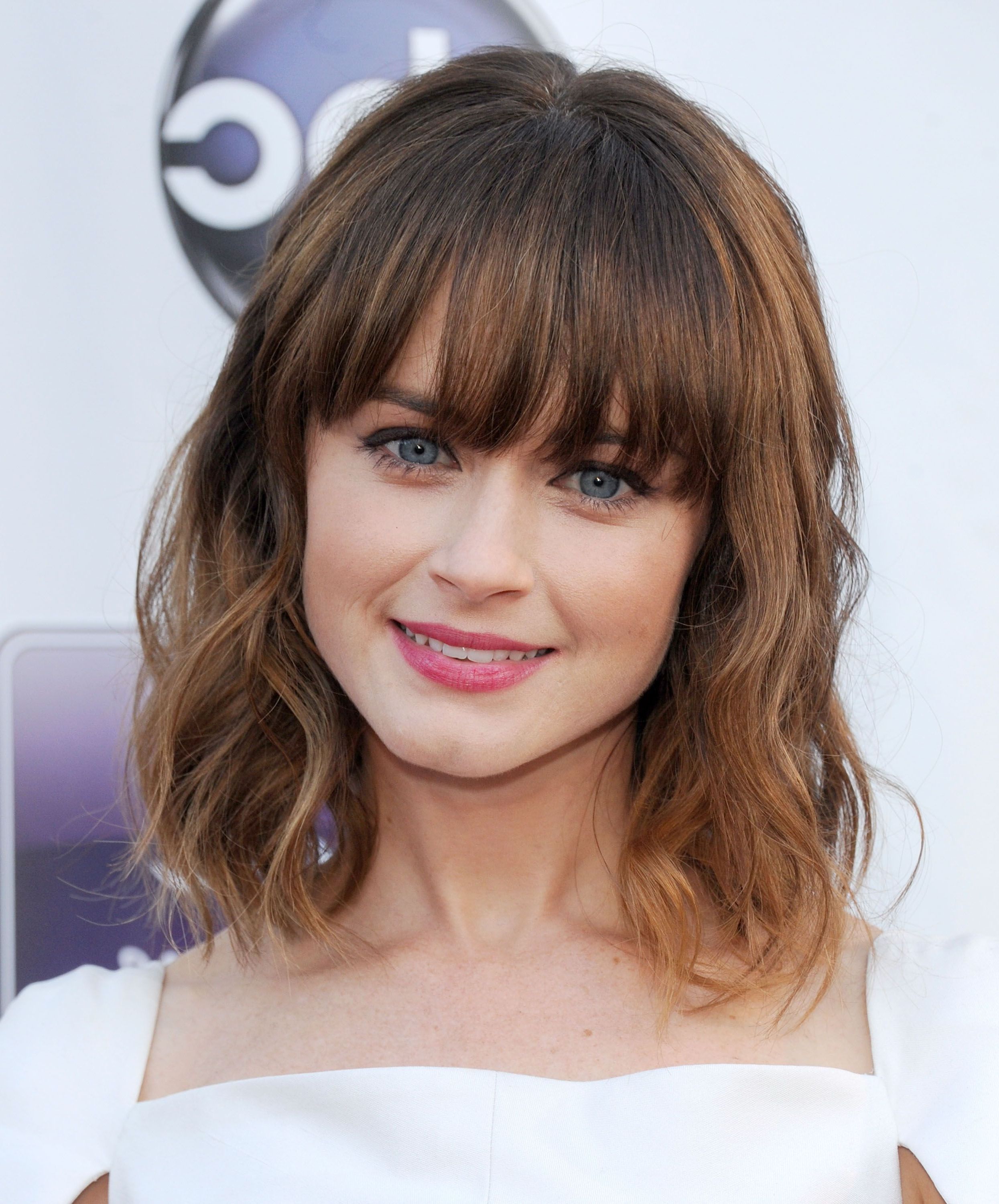 Most Current Best Medium Hairstyles With Bangs Intended For 35 Best Hairstyles With Bangs – Photos Of Celebrity Haircuts With Bangs (View 16 of 20)