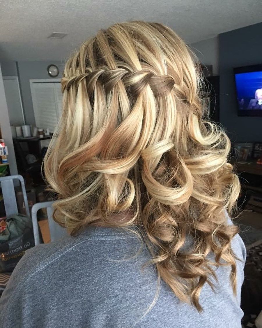 Most Current Prom Medium Hairstyles Within Prom Hairstyles For Medium Length Hair – Pictures And How To's (View 1 of 20)
