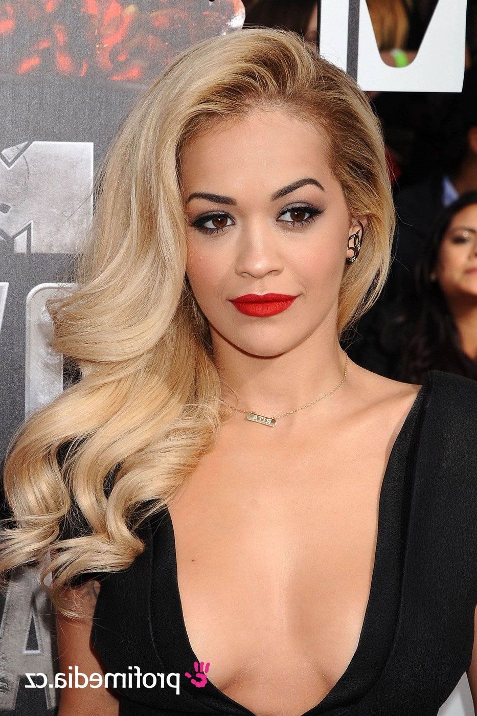 Rita Ora – – Hairstyle – Easyhairstyler (View 14 of 20)