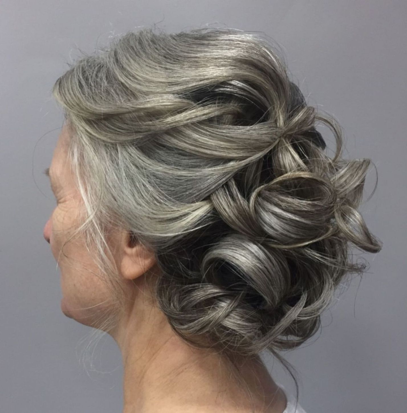 50 Ravishing Mother Of The Bride Hairstyles (View 4 of 20)